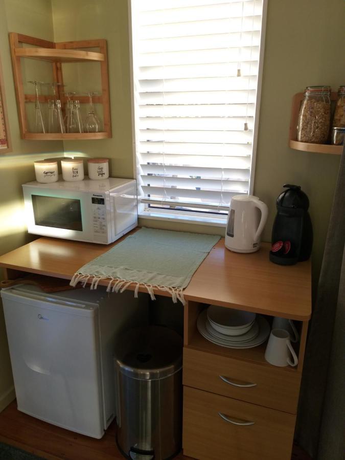 Charlies@Hilltop Deluxe Retreat Bed and Breakfast Lago Lago Taupo Esterno foto